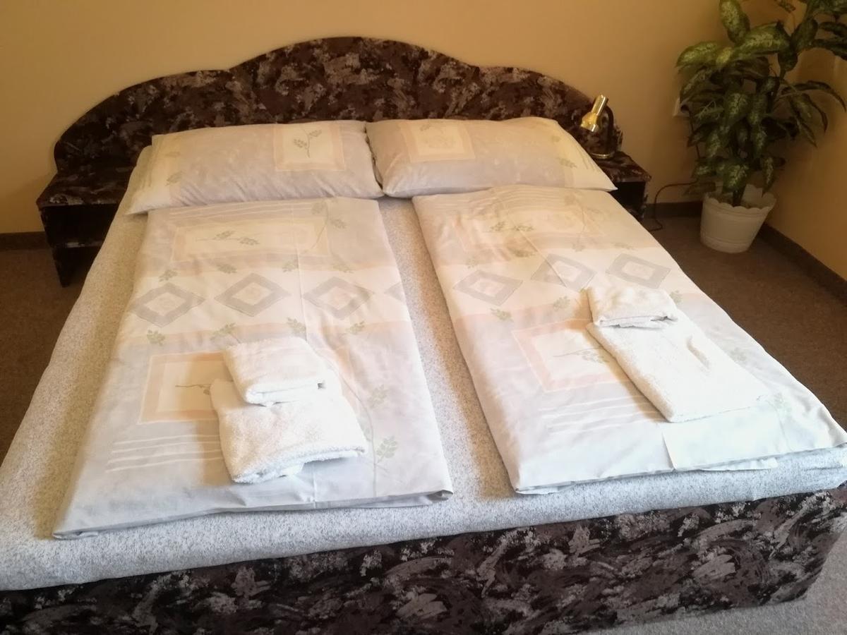 Hotel Wertheim プラハ エクステリア 写真