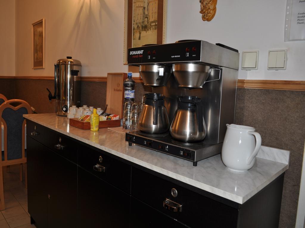 Hotel Wertheim プラハ エクステリア 写真