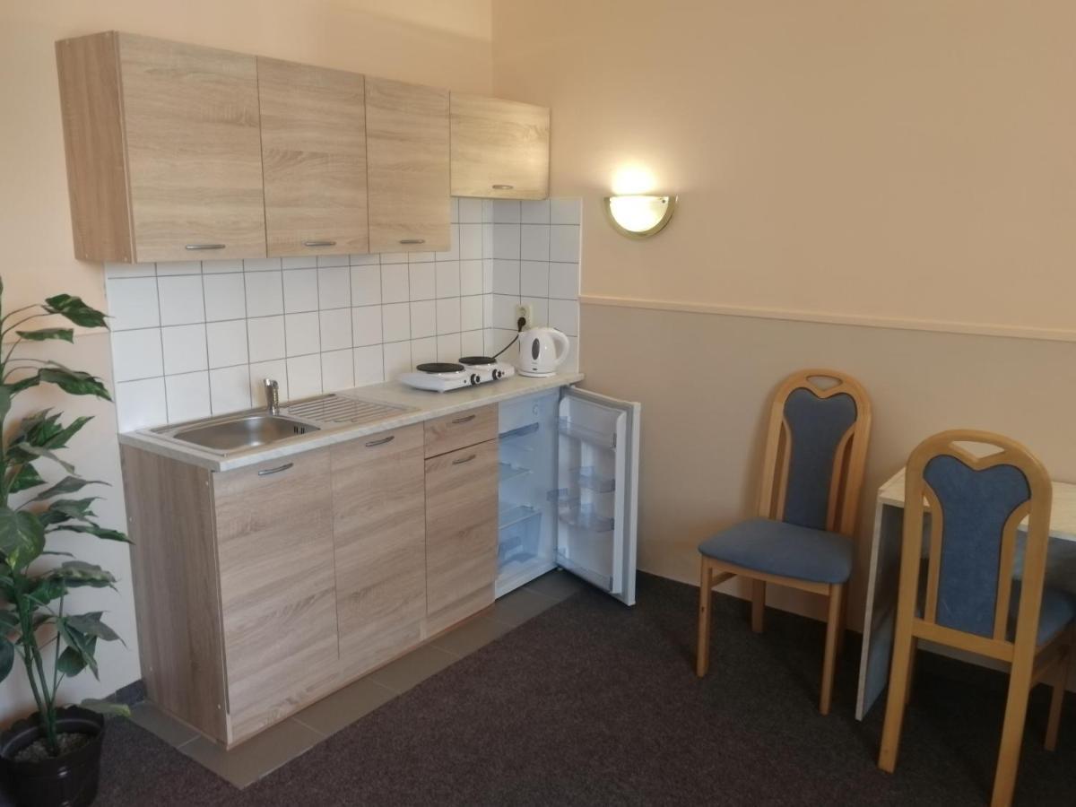 Hotel Wertheim プラハ エクステリア 写真